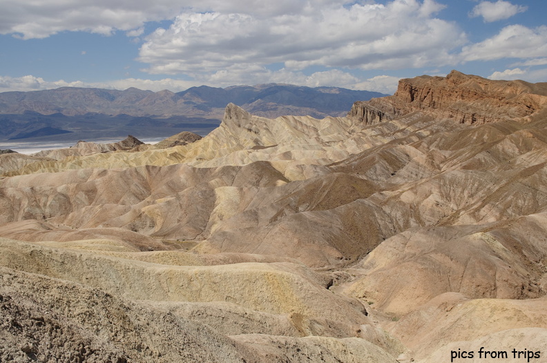 looking across Death Valley2010d11c176.jpg